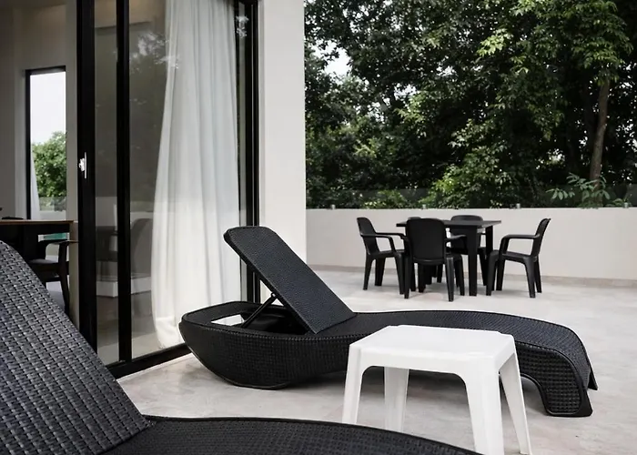 New 2 Bed Swim-up, Gril With Jacuzzi Aldea Zama Сasa de vacaciones Tulum
