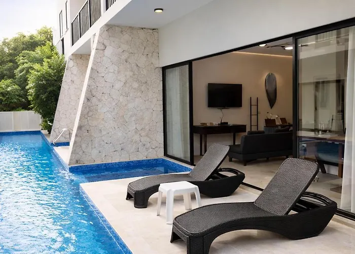 New 2 Bed Swim-up, Gril With Jacuzzi Aldea Zama Сasa de vacaciones Tulum