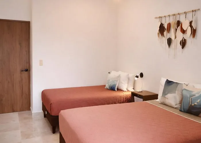 Heushaven 2 Bed Swim-Up, Griljacuzzialdea Zama *