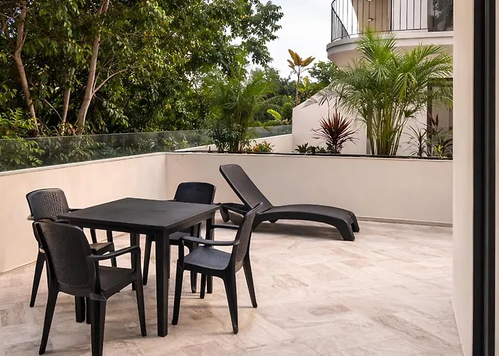 New 2 Bed Swim-up, Gril With Jacuzzi Aldea Zama Сasa de vacaciones Tulum